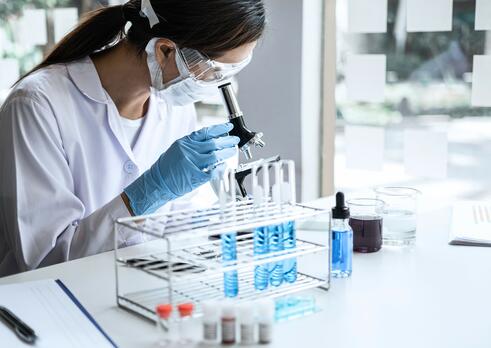 Laboratórny diagnostik v laboratórnych a diagnostických metódach v klinickej imunológii a alergiológii