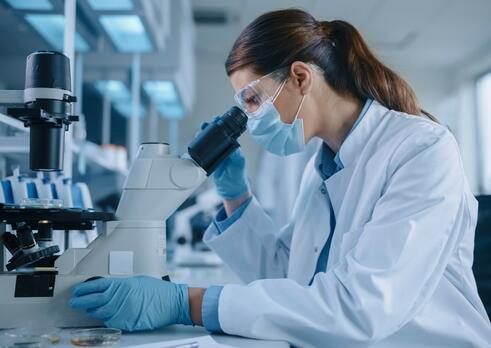 Laboratórny diagnostik v laboratórnych a diagnostických metódach v hematológii a transfúziológii